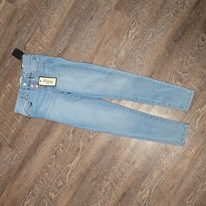 Revery Kids Girls Saira High Rise Light Wash Stretch Skinny Jeans 10 Button Fly